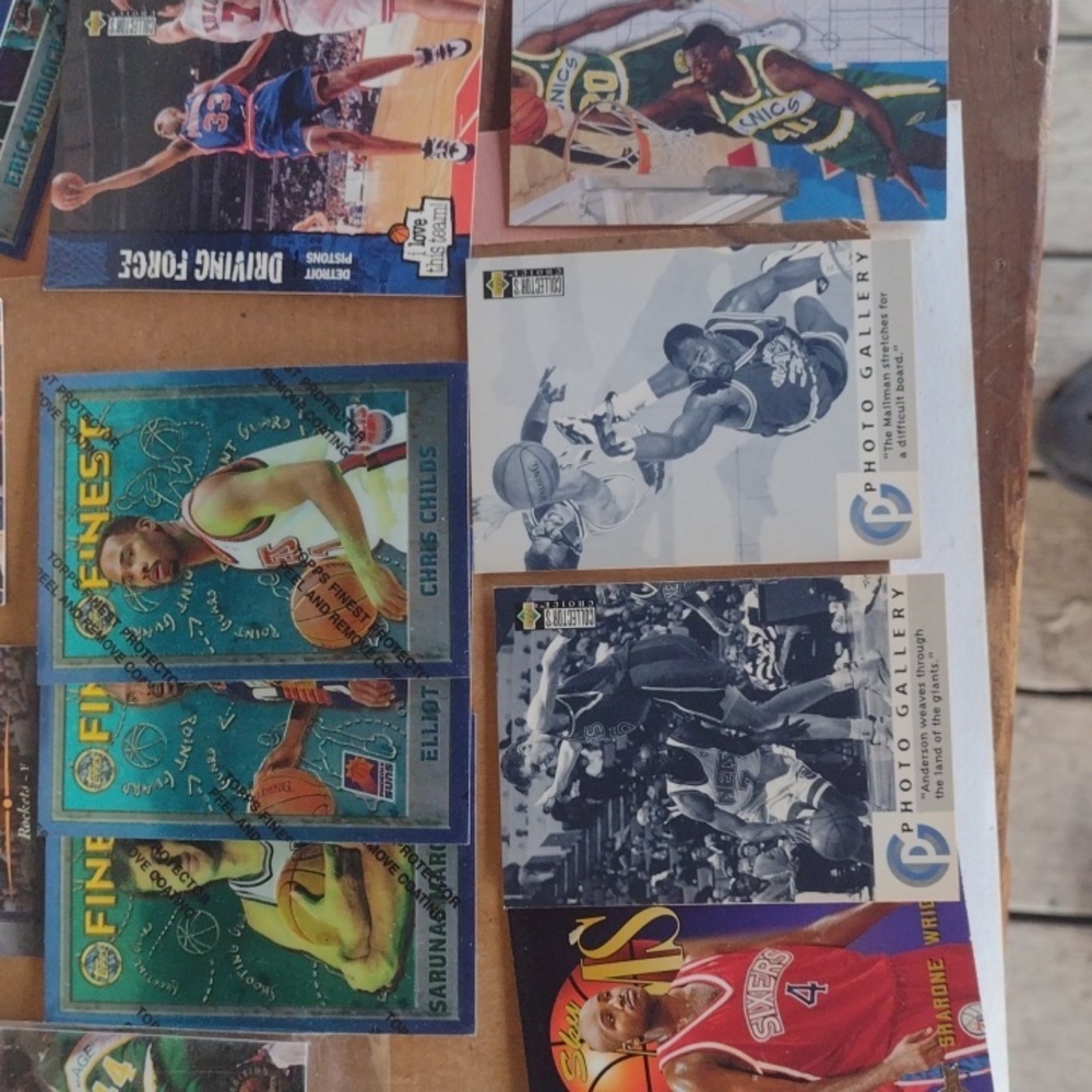 Assorted Basketball Trading Cards Collection - Picture 2 of 6
